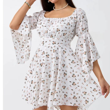 Saashi Floral Flared Sleeve Dress Slim Waist French Style Outfit