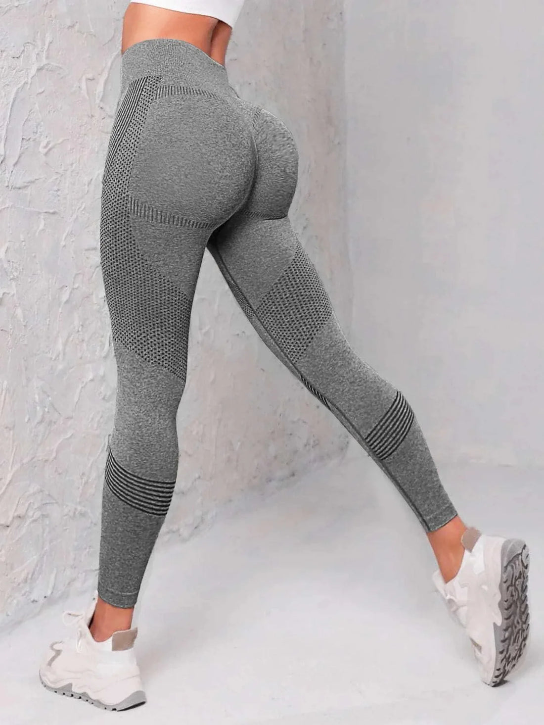 Saashi Seamless Sports Leggings with Wide Waistband