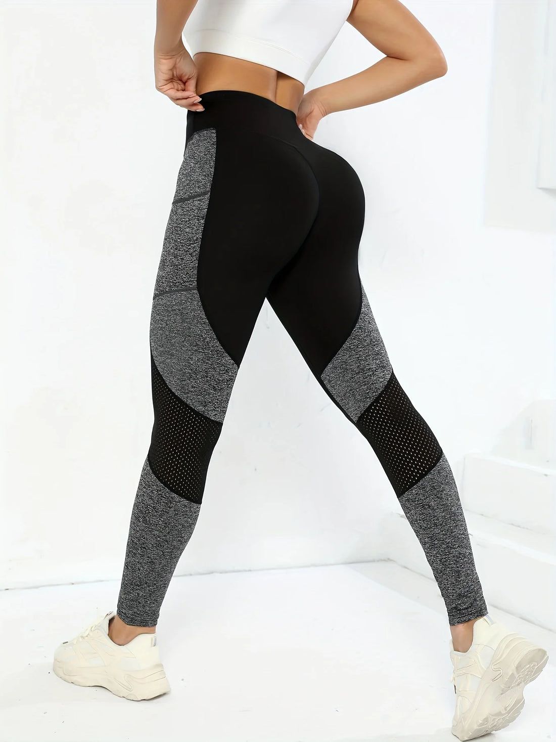 Saashi Women's High-Waist Yoga Leggings with Pockets and Mesh