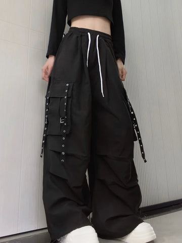 Saashi Women's Harajuku Black Cargo Pant Hip Hop Streetwear Vintage High Waist Y2K.