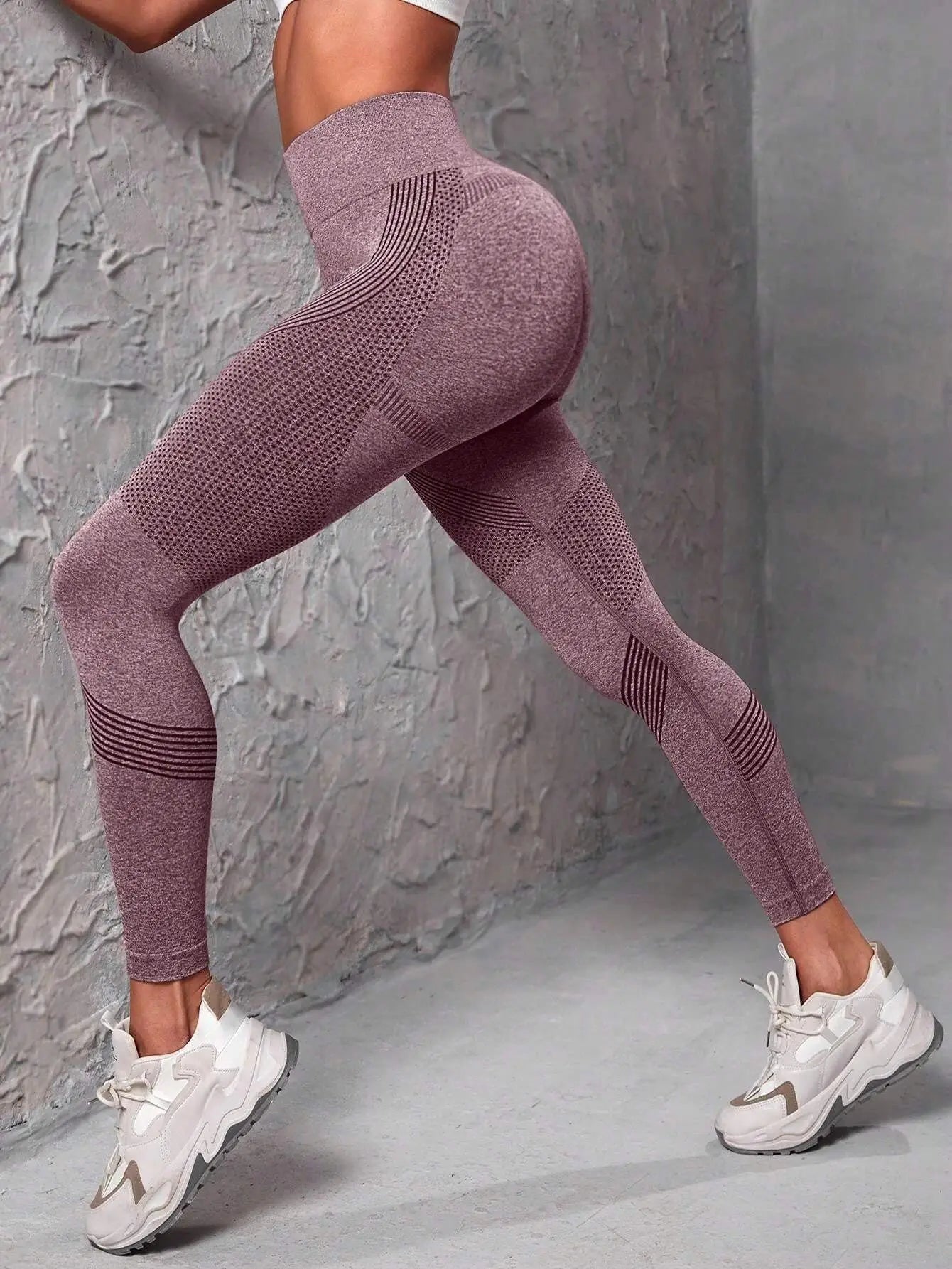 Saashi Seamless Sports Leggings with Wide Waistband